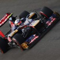 Jean-Eric Vergne con superblandos en su Toro Rosso STR7