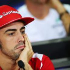 Fernando Alonso en la rueda de prensa de la FIA en Corea