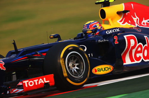 Mark Webber exprime el RB8 en India