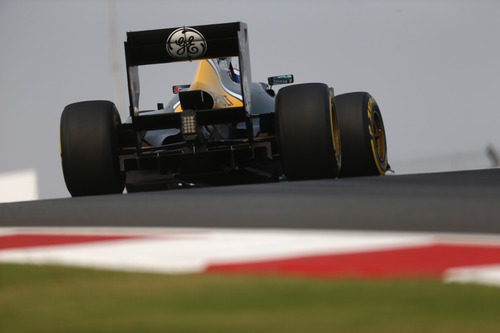 Vitaly Petrov y Caterham en el Gran Premio de India