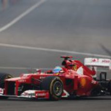 Fernando Alonso en la carrera de Nueva Delhi