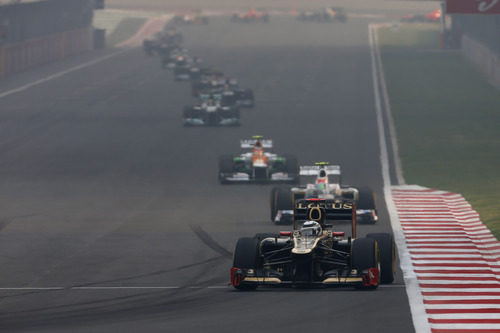 Kimi Räikkönen en la recta principal del circuito de Buddh