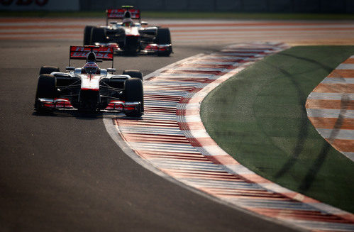 Los dos McLaren juntos en los libres del GP de India