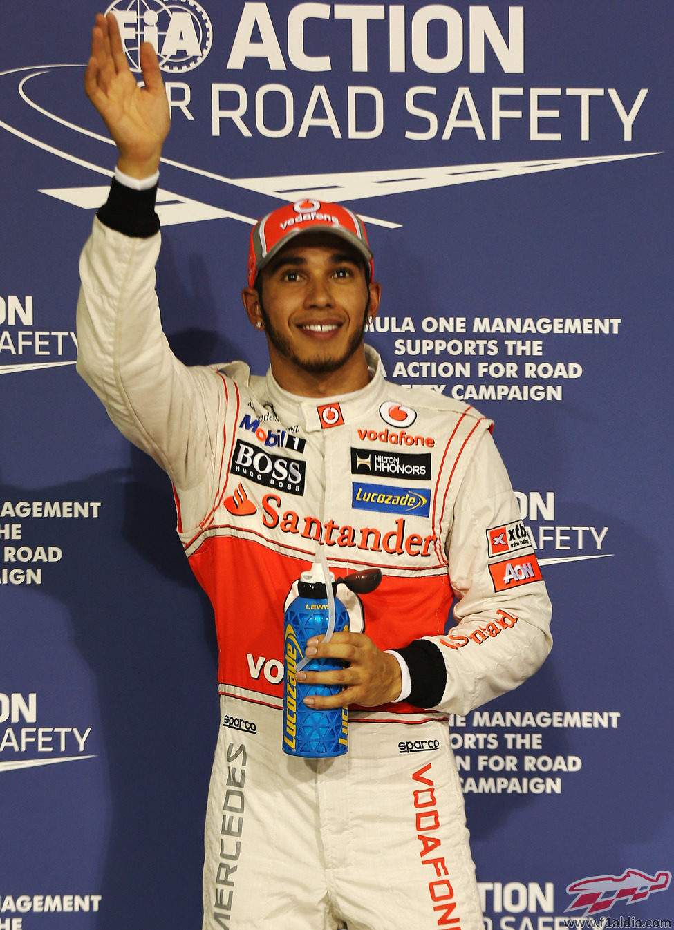Lewis Hamilton se hace con la 'pole' en el GP de Abu Dabi 2012