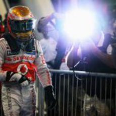 Lewis Hamilton tras lograr su 'pole position' en Abu Dabi 2012