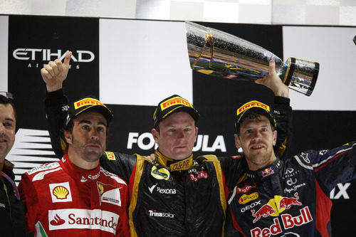 Räikkönen, Alonso y Vettel en el podio de Abu Dabi 2012