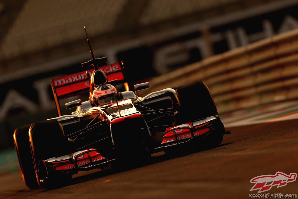 Gary Paffett en los test para "jóvenes" pilotos de Abu Dabi 2012