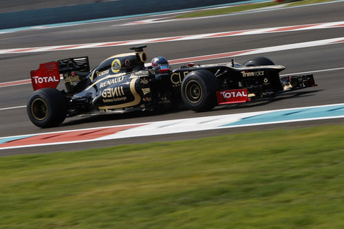 Nicolas Prost terminó quinto en la primera jornada de los test en Abu Dabi