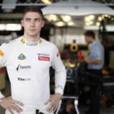 Edoardo Mortara estuvo con Lotus en los test para rookies de Abu Dabi