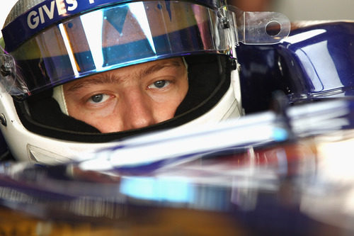 Johnny Cecotto terminó sexto en la segunda jornada de test en Abu Dabi