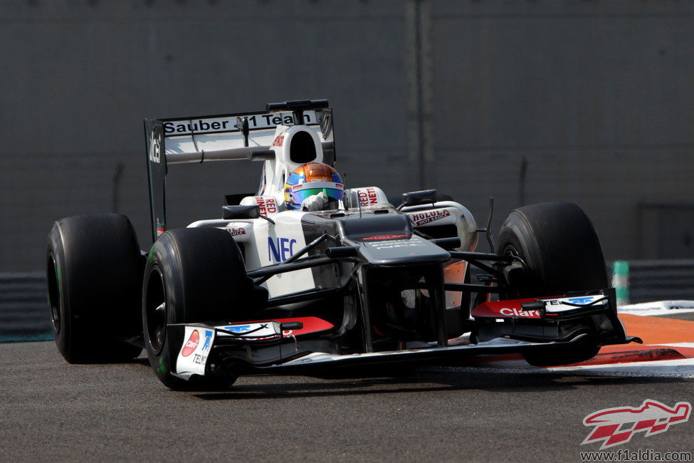 Esteban Gutiérrez terminó cuarto en la segunda jornada de test en Abu Dabi