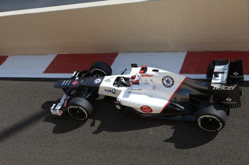 Kamui Kobayashi demuestra su talento con el C31 en Abu Dabi