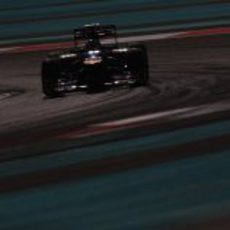 Jean-Eric Vergne a los mandos del STR7 en Abu Dabi