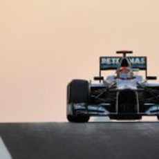 Michael Schumacher termina los Libres 3 en Abu Dabi