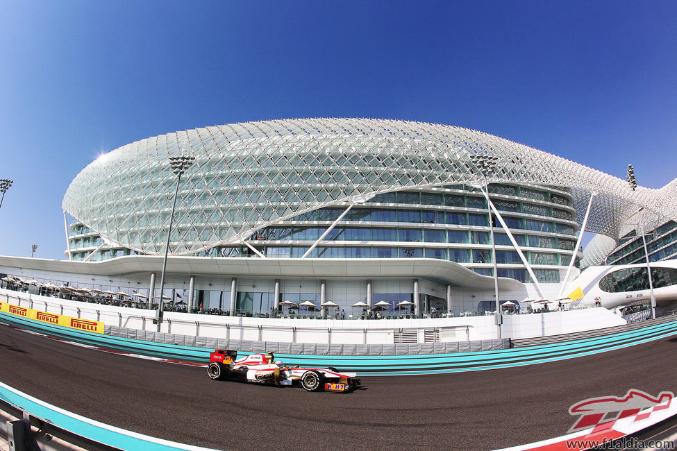 Narain Karthikeyan saldrá último en el GP de Abu Dabi 2012