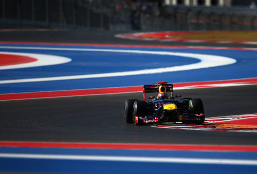 Sebastian Vettel en el primer sector del COTA