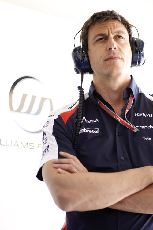 Toto Wolff en el box de Williams