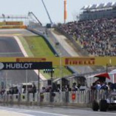 Pastor Maldonado en el pitlane del Circuito de las Américas