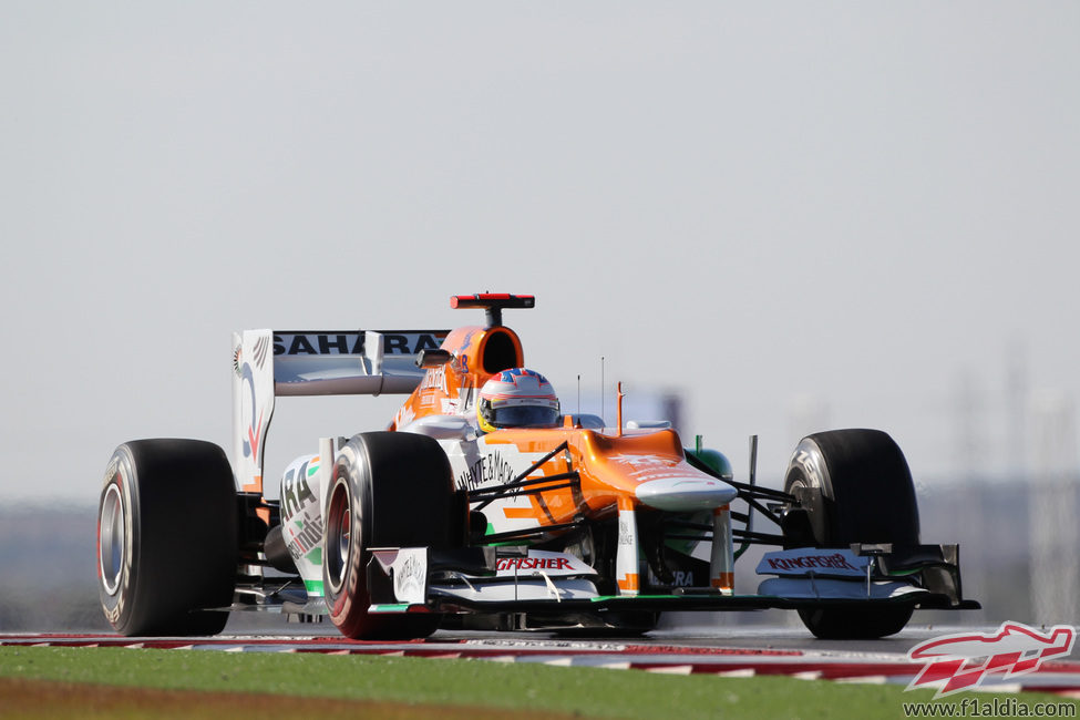 Paul di Resta se quejó del poco ritmo en los Libres 1 y 2