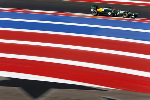Heikki Kovalainen rueda con el CT01 en Austin
