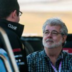 George Lucas habla con Eric Boullier en el Circuito de las Américas