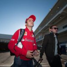 Felipe Massa llega al circuito el día de la carrera