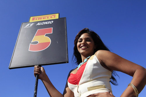 La 'pit babe' de Fernando Alonso en EE.UU.