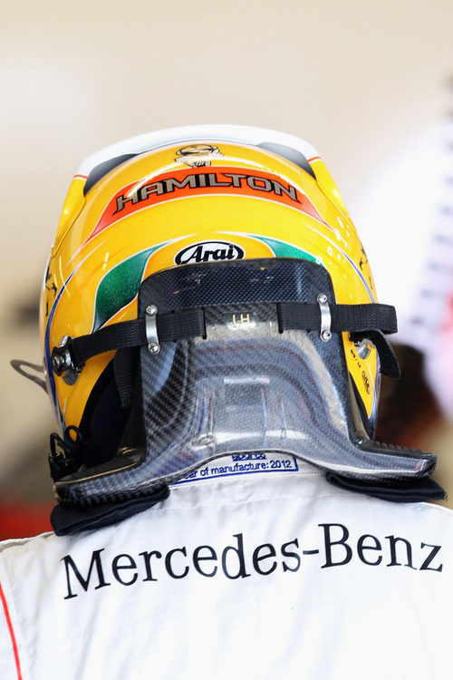 Lewis Hamilton con otro casco en Austin