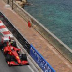 Raikkonen junto al mar