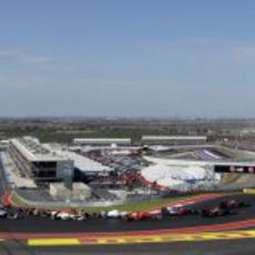 Panorámica de la primera curva del GP de Estados Unidos 2012