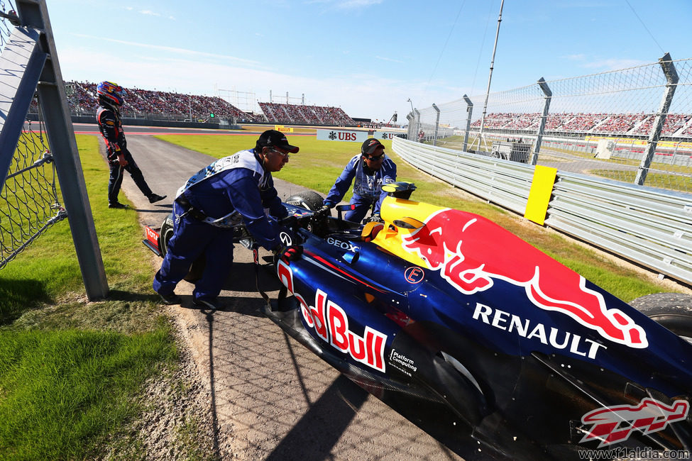 El coche de Mark Webber tras abandonar en Austin