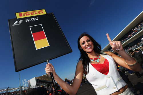 La 'pit babe' de Sebastian Vettel en la parrilla de EE.UU. 2012