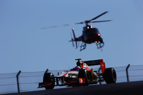 Narain Karthikeyan y el helicóptero del circuito de Austin