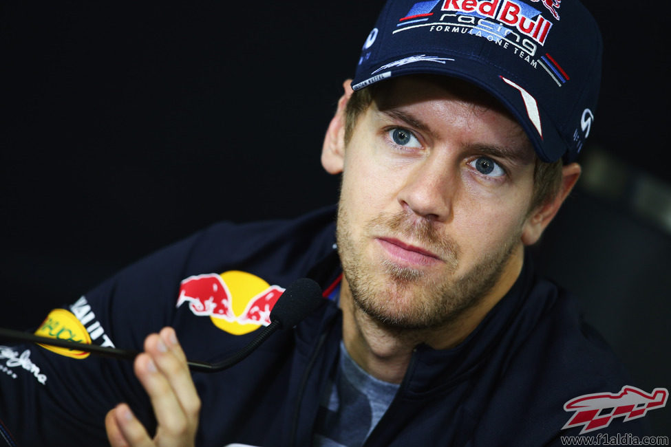 Sebastian Vettel en la rueda de prensa oficial de la FIA del jueves en Interlagos