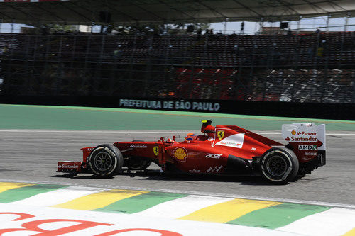 Felipe Massa mostró buen ritmo en los primeros libres del GP de Brasil 2012