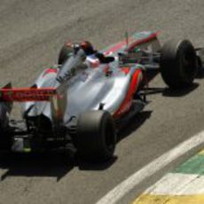 Jenson Button rueda en los Libres 1 del GP de Brasil 2012