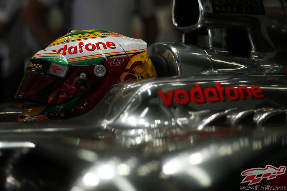 Nuevo casco de Lewis Hamilton para el fin de semana en Brasil