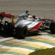 Lewis Hamilton fue el más rápido en toda la primera jornada en Brasil