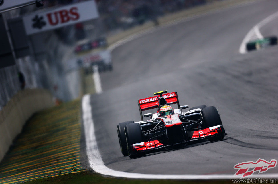 Hamilton busca la 'pole' en el GP de Brasil 2012
