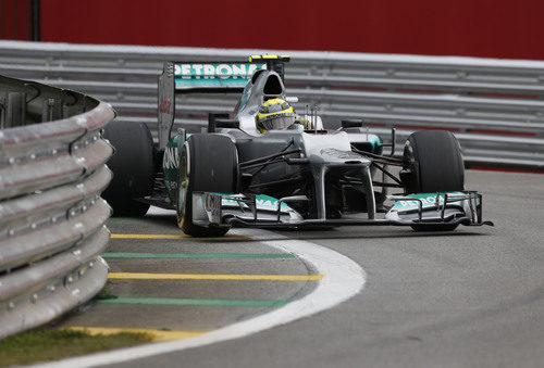 Nico Rosberg con su Mercedes W03 en Interlagos 2012
