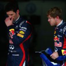 Mark Webber y Sebastian Vettel tras la sesión de clasificación