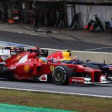 Alonso y Webber en paralelo en Interlagos