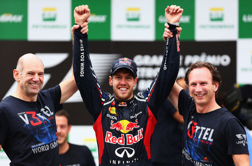 Adrian Newey, Sebastian Vettel y Christian Horner, los ganadores de 2012