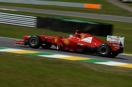 Fernando Alonso fue más competitivo con el compuesto duro en la clasificación