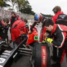 Charles Pic se prepara para afrontar el GP de Brasil 2012