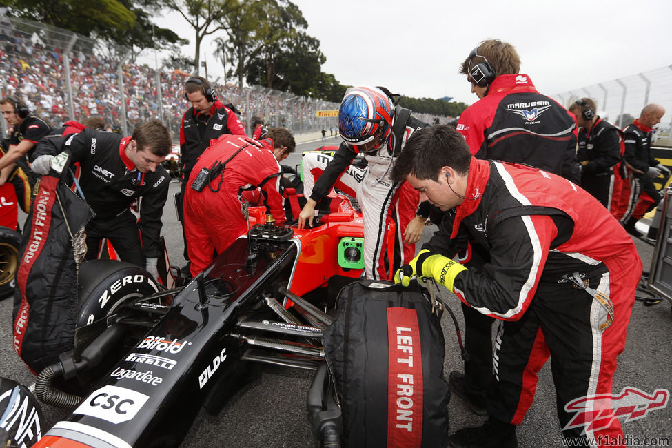 Charles Pic se prepara para afrontar el GP de Brasil 2012