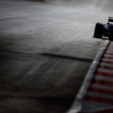 Daniel Ricciardo rueda en una recta del Circuito de las Américas
