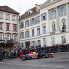 'Donuts' de Vettel en el centro de Graz