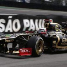 Kimi Räikkönen completa los Libres 3 del GP de Brasil 2012