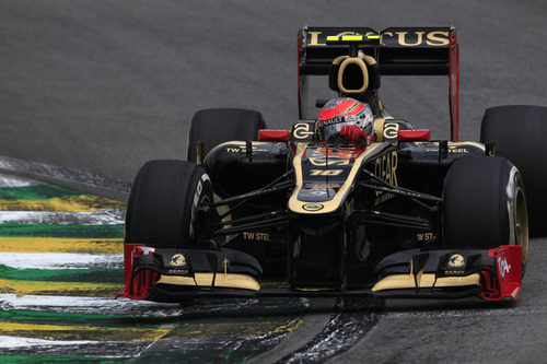 Romain Grosjean rueda con el compuesto medio en Brasil